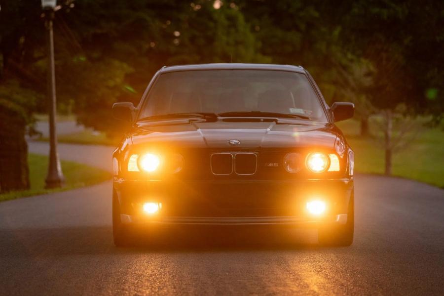  BMW M5 Touring (E34) 1992 года  (EU) (фото 27 из 94)